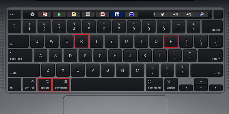 Desligue o Mac.
Pressione e segure as teclas Shift + Control + Option no teclado, enquanto pressiona o botão de energia.